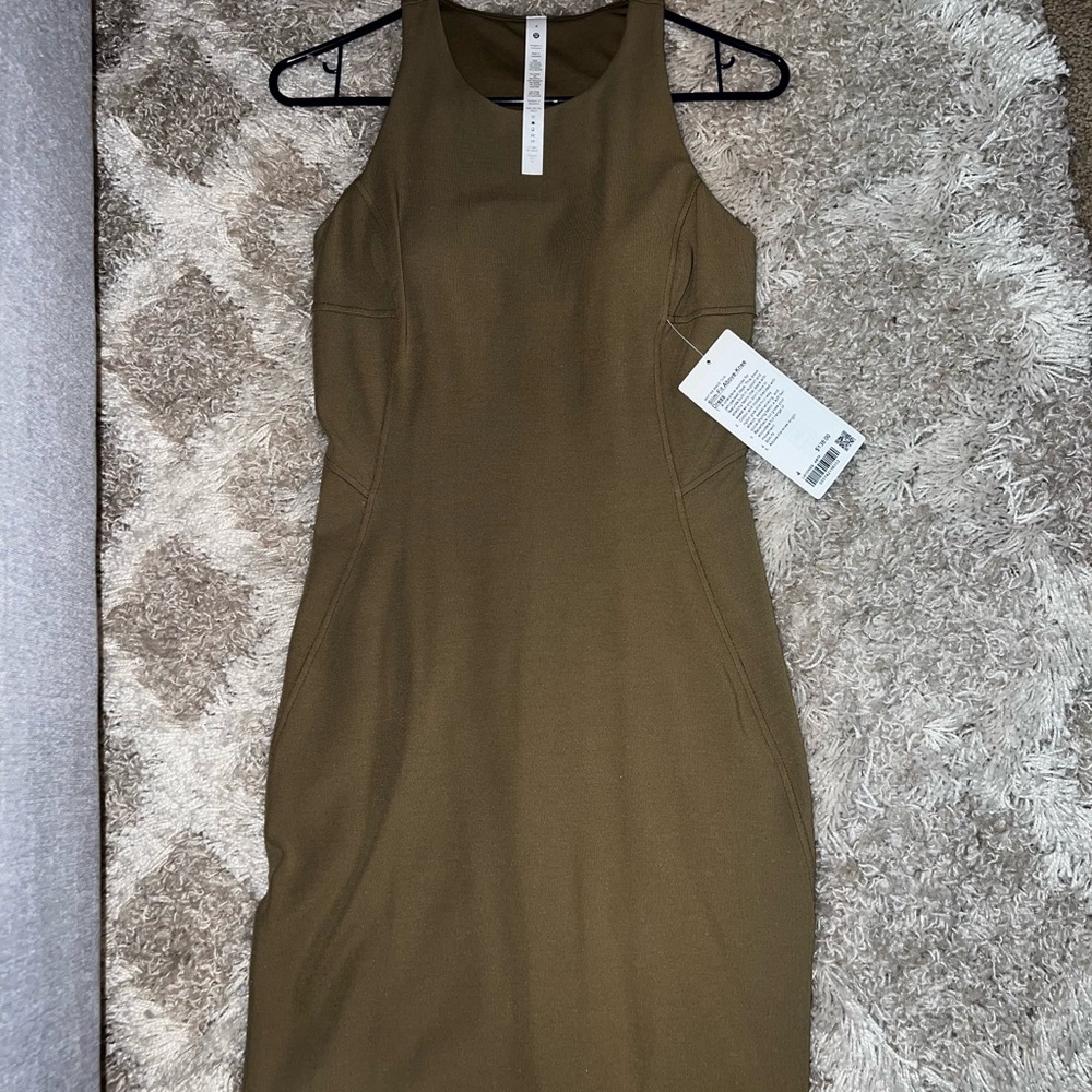 Lululemon nwt dress, artifact color, size 4